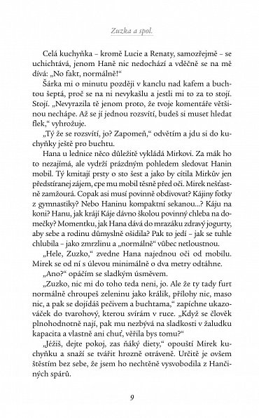 Náhled Zuzka v šatech svátečních