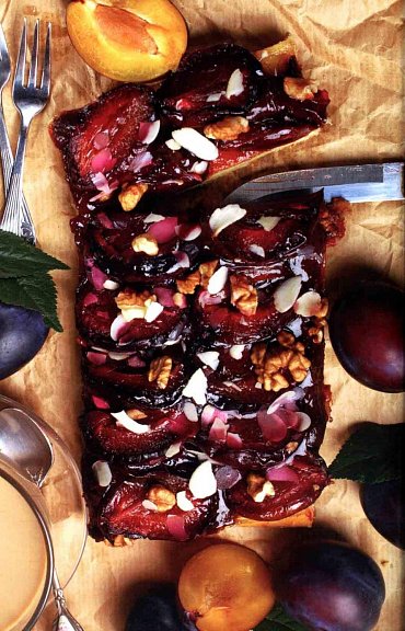 Náhled Moučníky - Moderně i tradičně