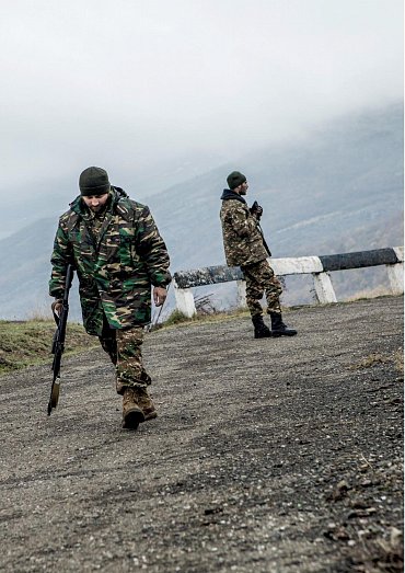 Náhled Poslední zapálí vesnici - Válka v Náhorním Karabachu