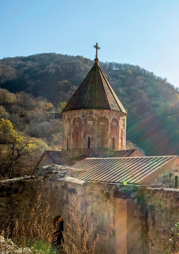 Náhled Poslední zapálí vesnici - Válka v Náhorním Karabachu