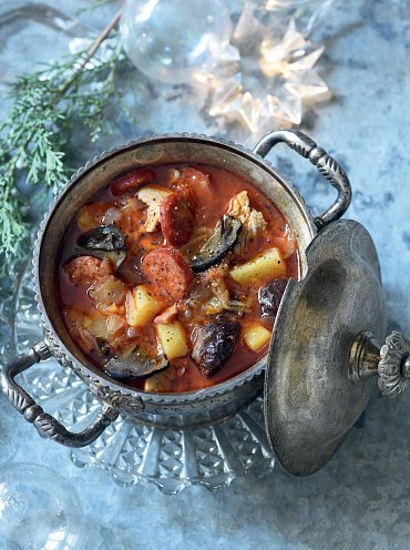 Náhled Slunečná kuchařka. 70 tradičních pokrmů z hospody na statku Slunečná