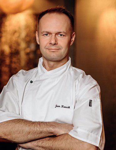 Náhled Etiketa stolování - O dobrých mravech a gastronomii