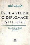 Eseje a studie o diplomacii a politice