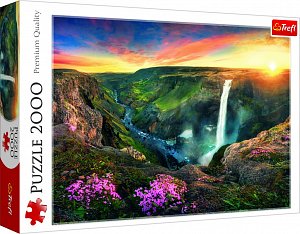 Trefl Puzzle Vodopád Háifoss, Island / 2000 dílků